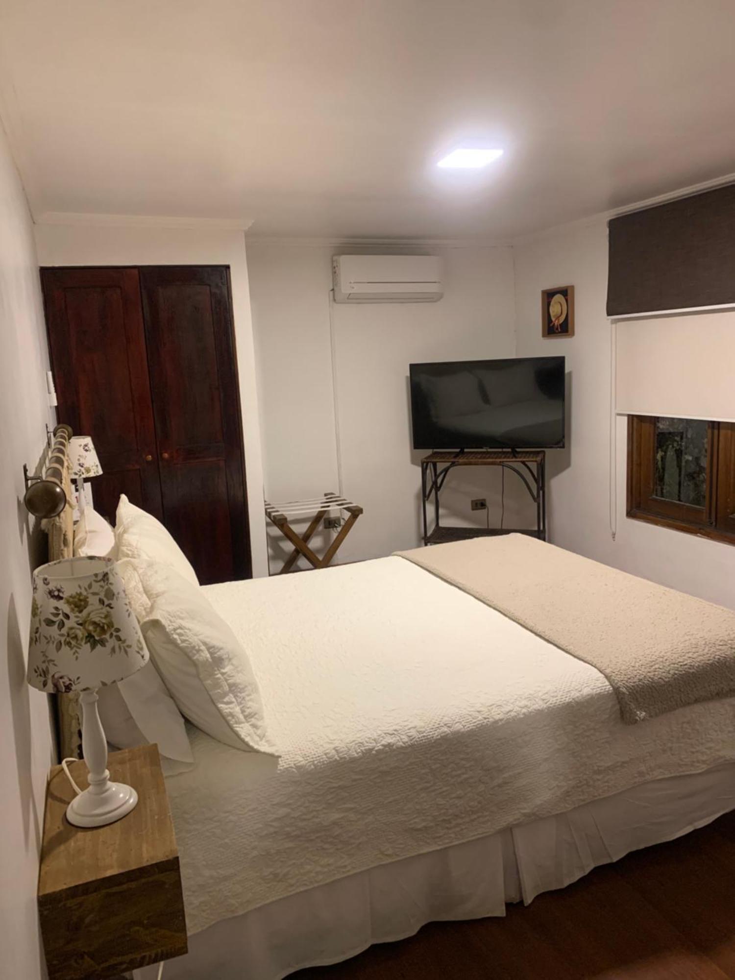 Tierra Y Vino Al Lado Del Casino Y Museo Tu Mejor Opcion Hotel Santa Cruz Kültér fotó